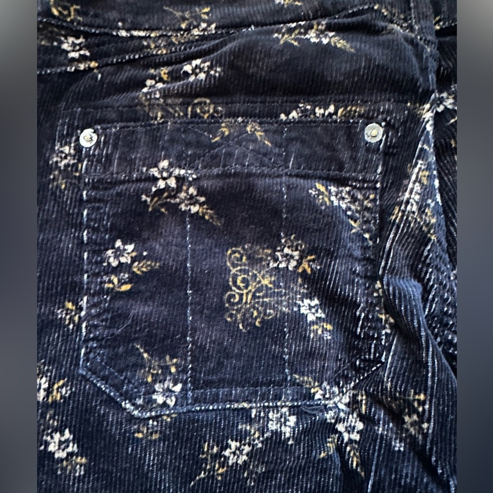 Pilcro Black Corduroy Floral Straight Leg Elevated Statement Pants - Picture 13 of 13